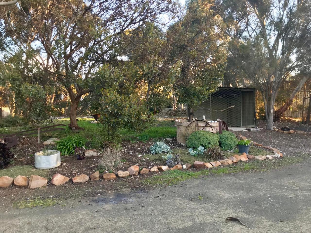 Bee'S Place - 3 Bedroom Home On 10 Acres Of Land With Distant Ocean Views Emu Bay Exterior photo
